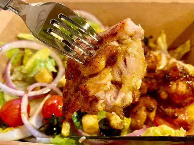 唐人街雞扒沙律