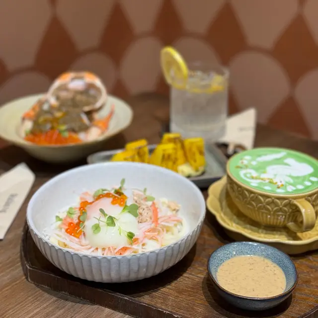 温泉蛋三色冷稻庭烏冬