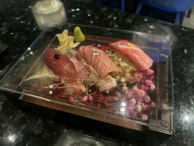 吞拿魚壽司盛合