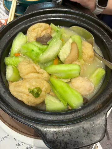 浓汤虾滑鱼腐煲
