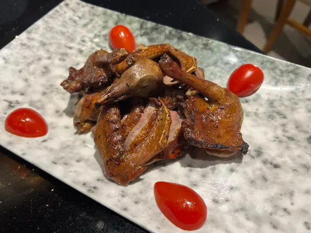 低溫去骨燒乳鴿