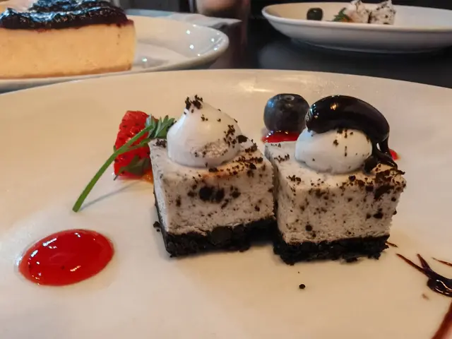 OREO慕絲蛋糕.
