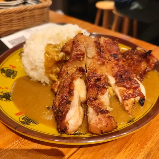 咖哩雞扒飯