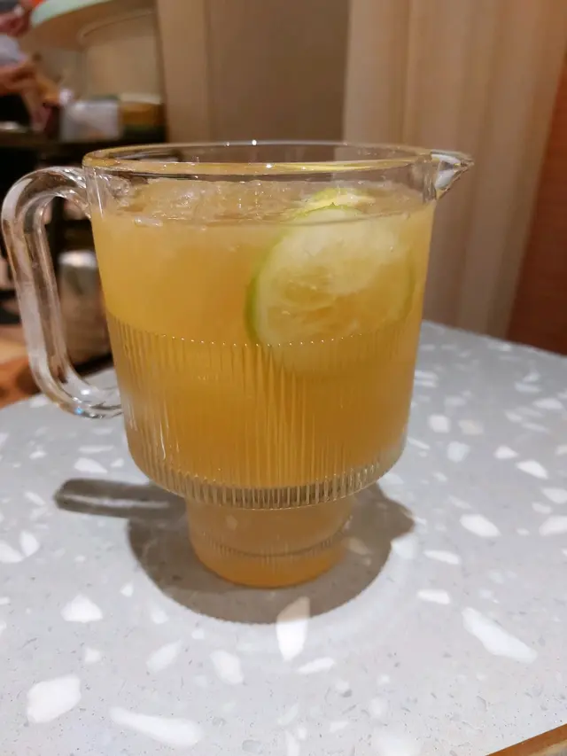 手打檸檬愛玉茶