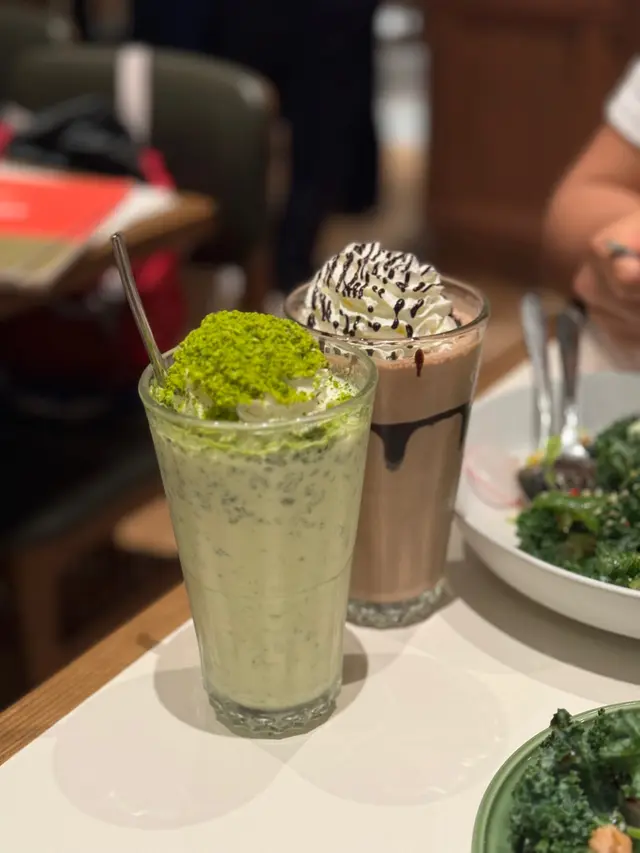 開心果奶昔$79
開心果味超級濃郁,而且可以食到一粒粒嘅開心果仁,開心果控一定要試,絕對可以滿足到你
Super Oreo奶昔$68🍫
#開心果奶昔
#奶昔
#開心果
#milkshake