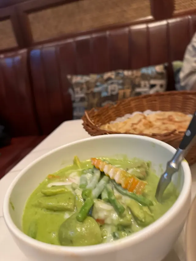 雞肉 泰式青咖喱