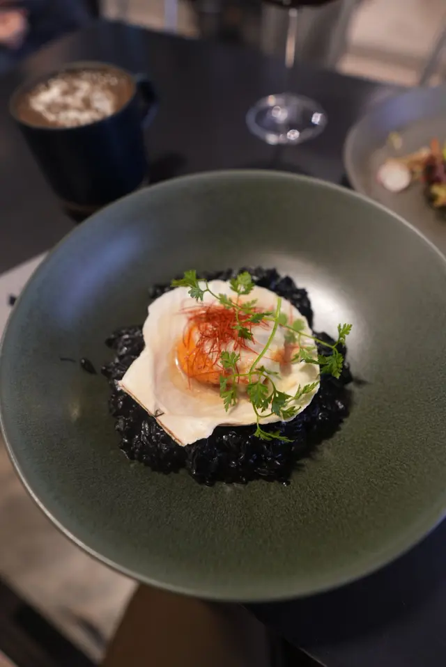 香煎帶子墨汁意大利飯