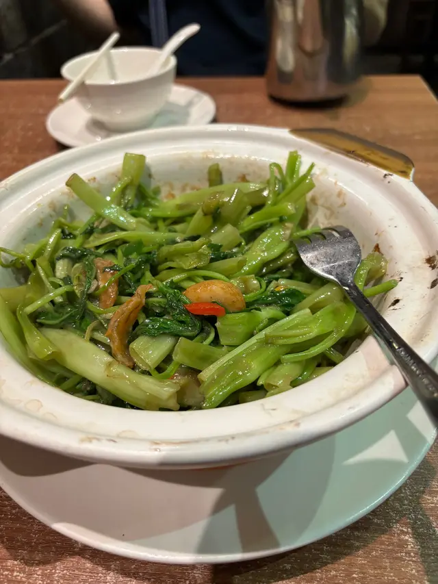 飛天通菜煲