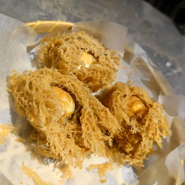 鳥巢芋角 - Deep-fried Taro Dumping with Quail Egg