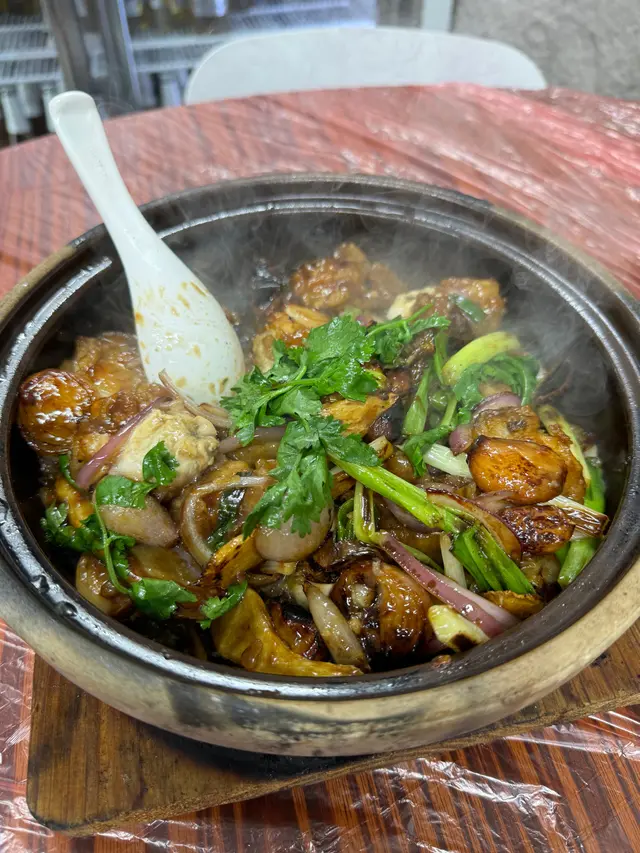 薑蔥台生蠔啫煲