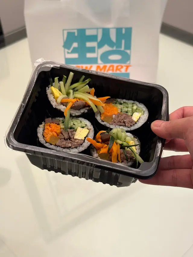 烤牛肉紫菜飯卷