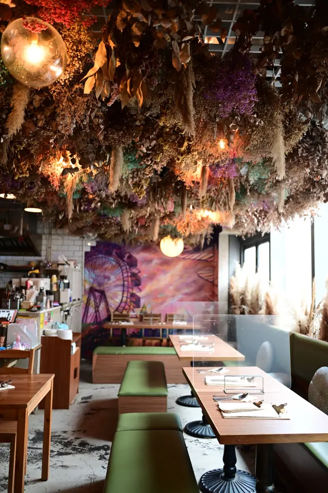 地址：旺角彌敦道575號Ladder Dundas 10樓