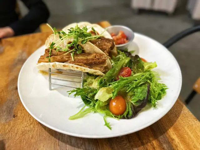 日本豬軟骨墨西哥薄餅