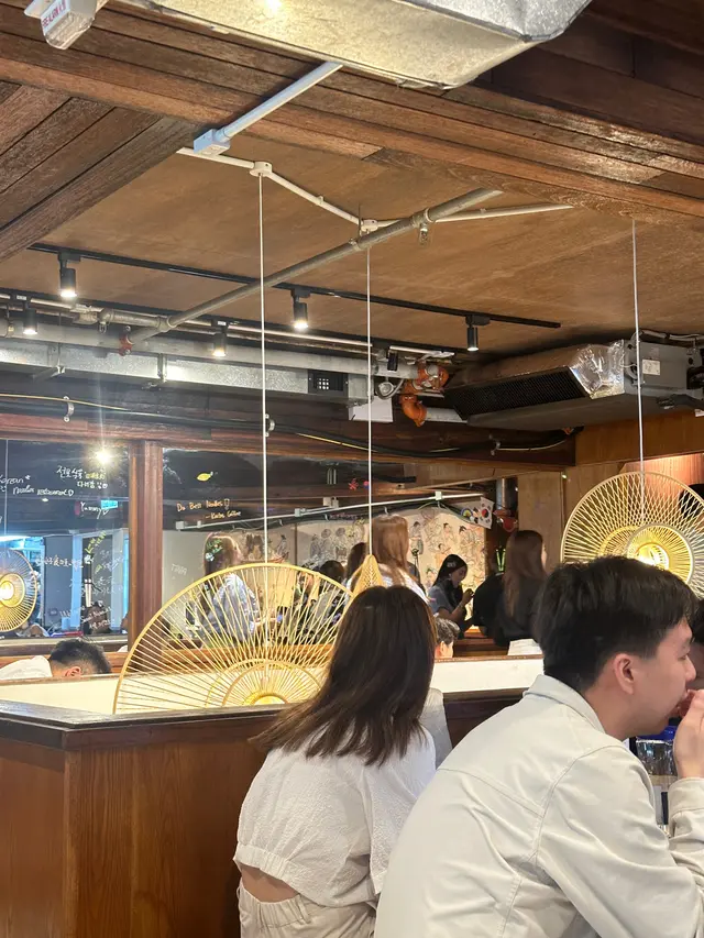 feel like an authentic local Korean restaurant!