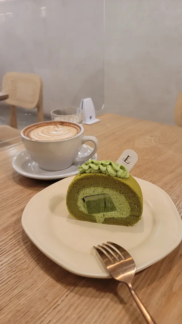 小山園抹茶奶凍卷蛋