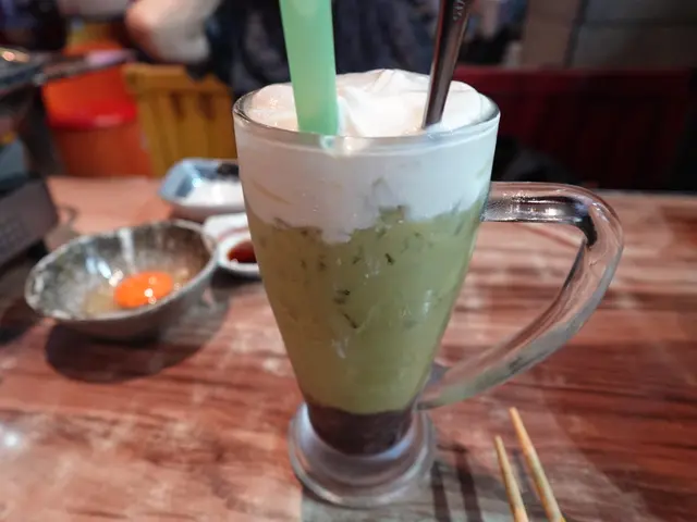忌廉綠茶紅豆冰