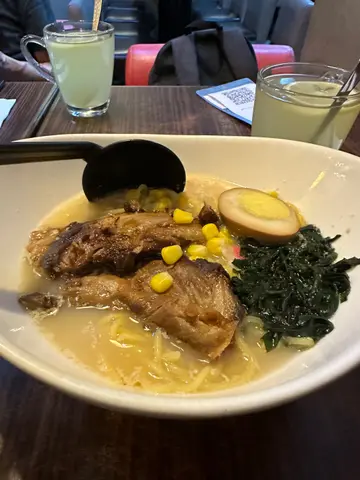 猪软骨拉面