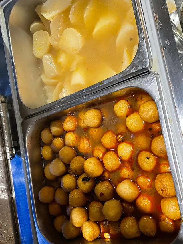 清湯蘿蔔同咖喱魚蛋