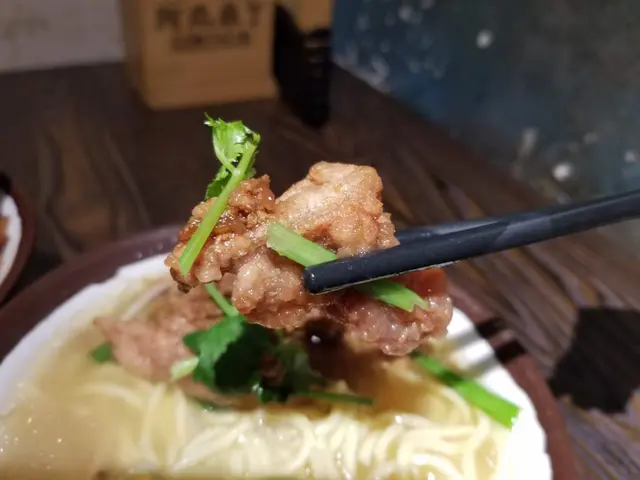 排骨酥麵