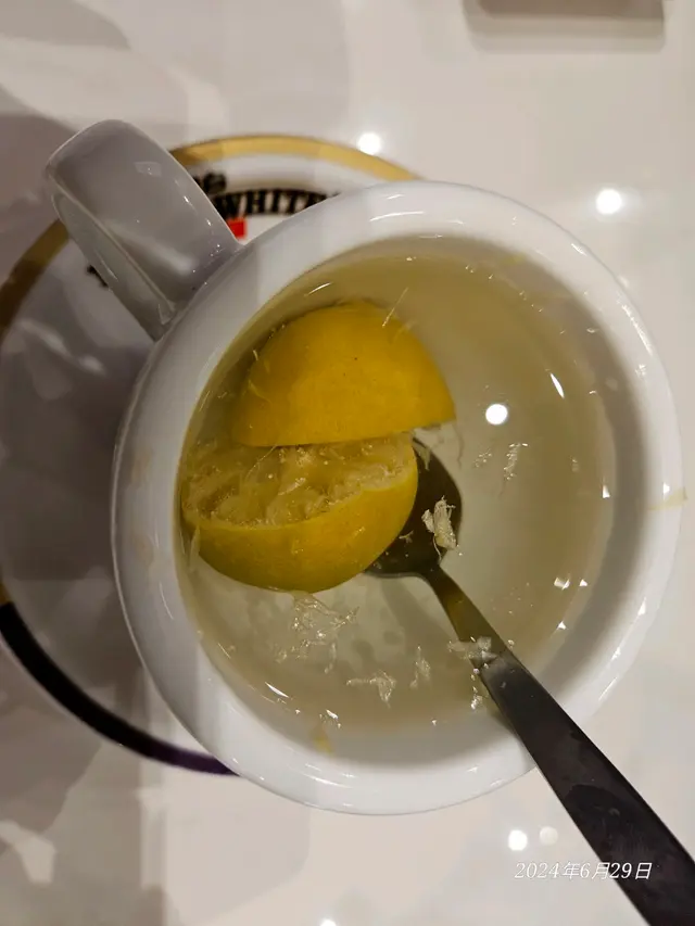難得有咸檸檬