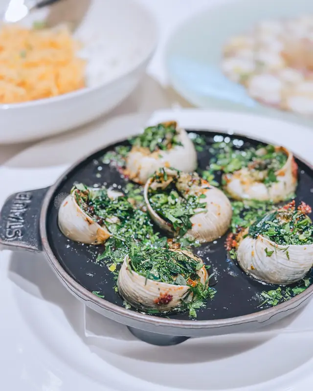 Snails with Garlic Butter and Parsley