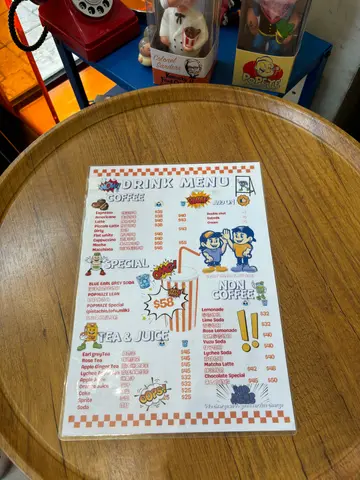 📍 𝗣𝗼𝗽𝗺𝗮𝘇𝗲.𝗰𝗮𝗳𝗲 丨🧇🥓🍟🥞🍴
位于坚尼地城嘅𝗣𝗼𝗽𝗺𝗮𝘇𝗲.𝗰𝗮𝗳𝗲
由地铁站C出口 步行大概四至到5分钟
就已经抵达！
成间餐厅好适合打卡～
睇得出好用心设计场地，甚至乎每个位置都有佢嘅风格特色！
而餐点方面，食物亦都非常之高水准！
•早午餐好丰富 All day breakfast 
份量好大份！食物烹调同调味都好高质！
最欣赏系佢嘅烟肉，非常入味
同埋荷包蛋
成个摆盘好好睇
•窝夫搭配奶油cream +蜜糖
甜品嚟讲好好