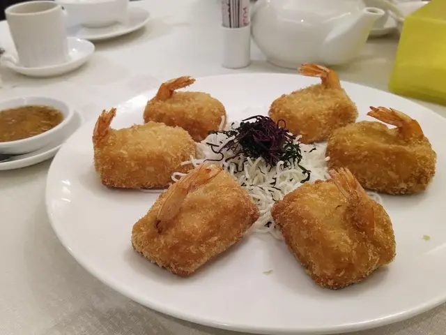 懷舊蝦多士