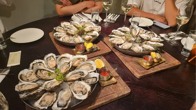 重海水味, 唔算大隻, 不過味道唔錯, $10/隻好抵食.