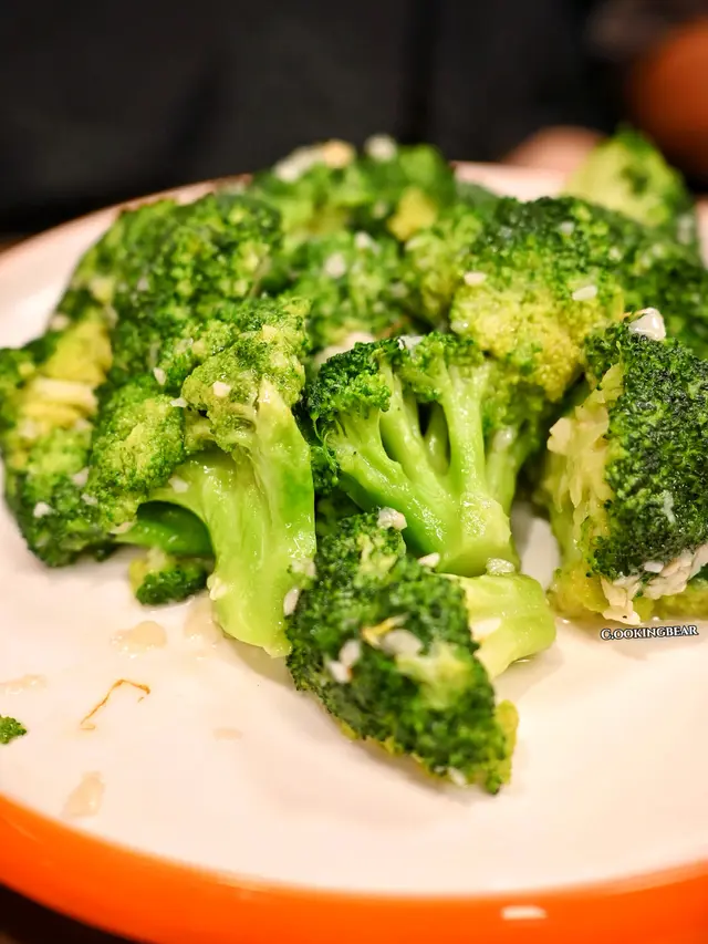 蒜蓉炒西蘭花