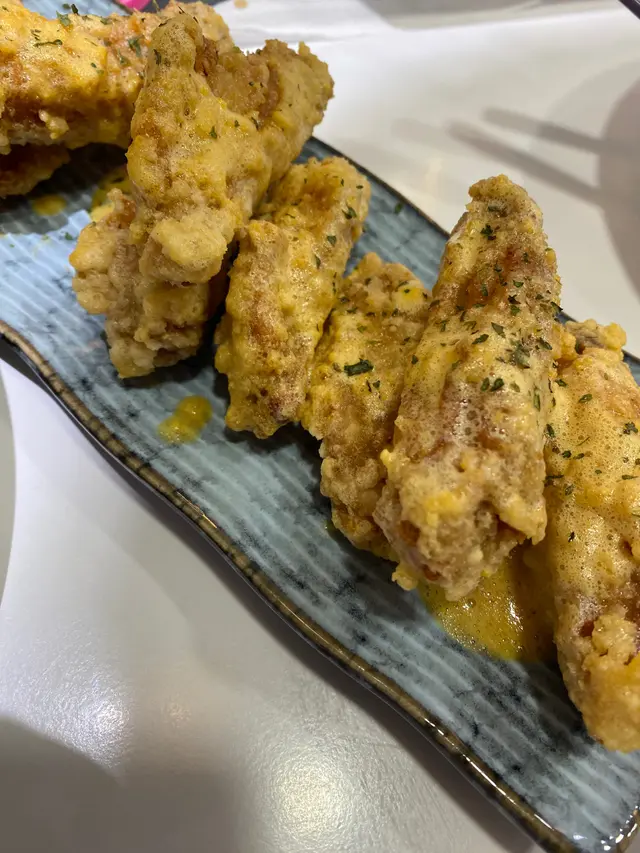 金沙單骨雞翼