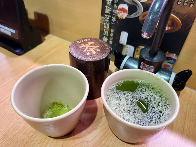 沖杯綠茶吃點酸薑片清清味蕾，等開餐