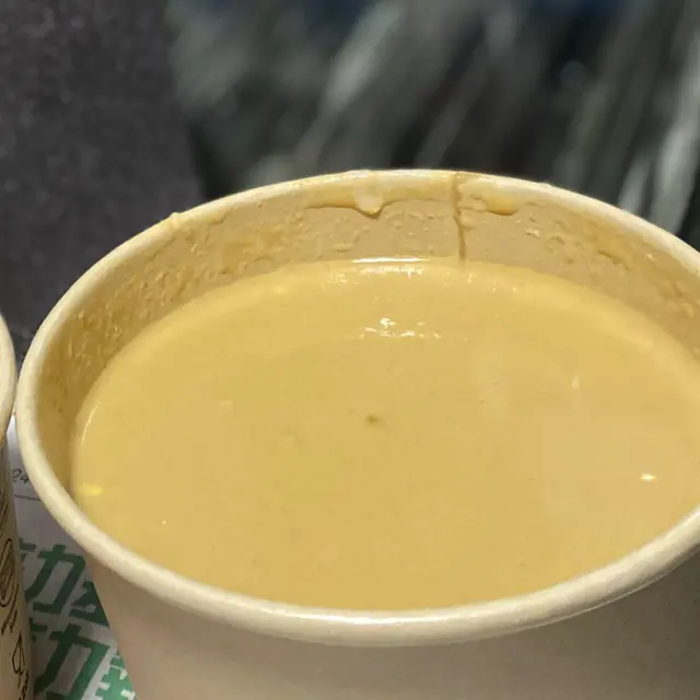 研香開心果豆腐花