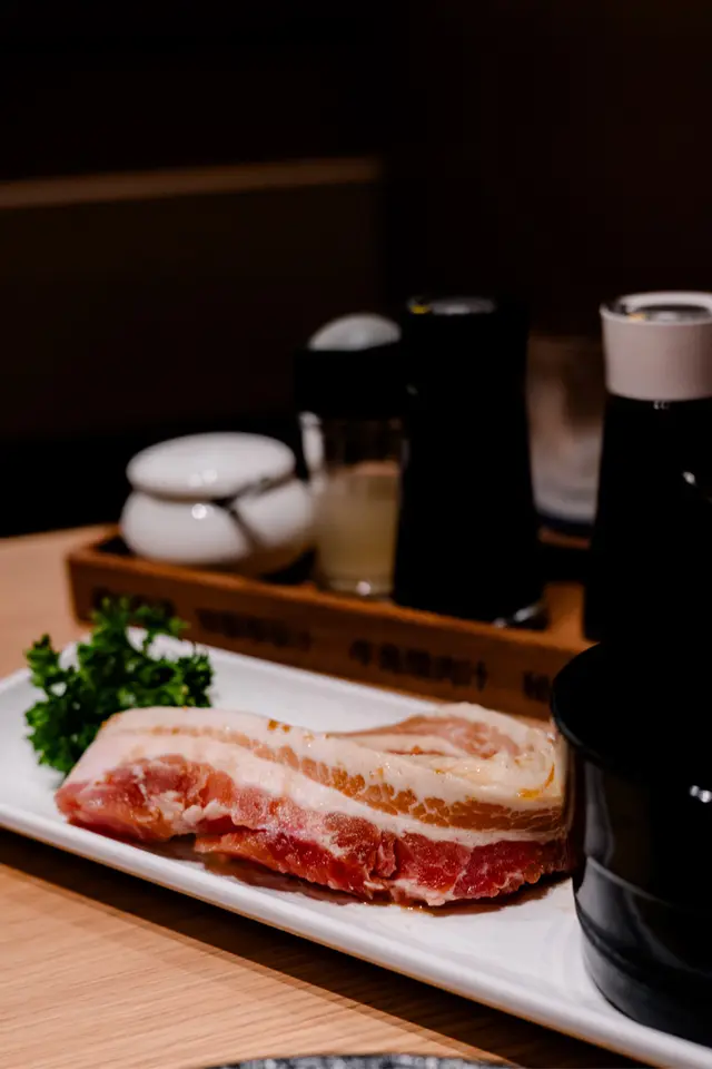 燒肉一本厚切豚太郎
