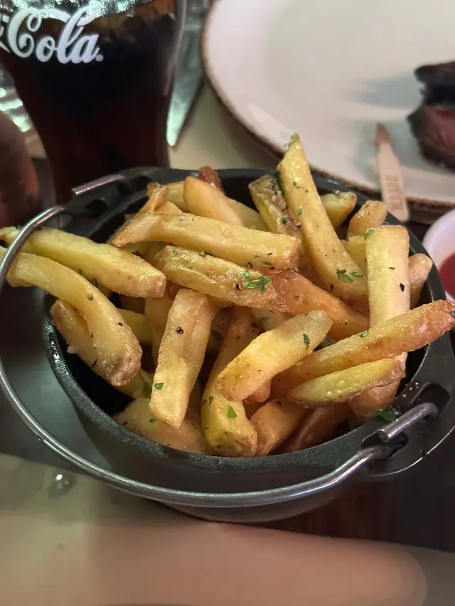 Garlic and Parsley Skinny Fries