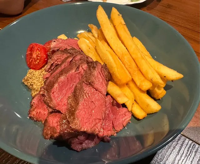 封門牛柳拼薯條