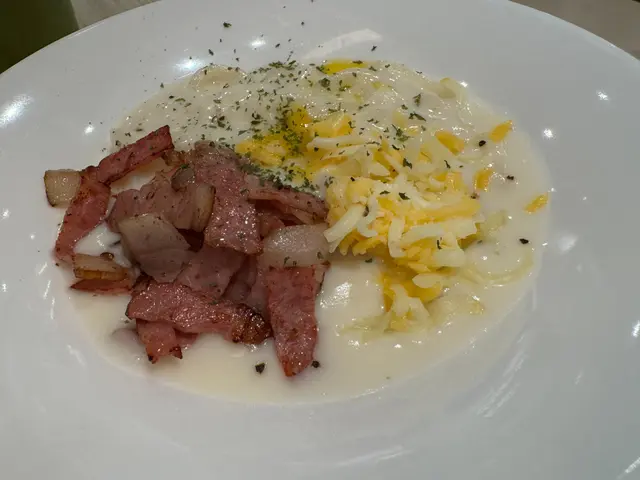 芝士煙肉忌廉烏冬