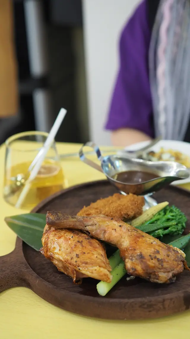 烤焗法國黃油雞配薯菜