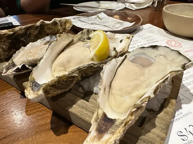加$108/位，每次只可一人點一隻嘅任食生蠔