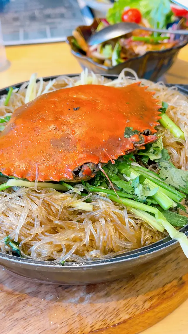 焗肉蟹粉絲煲