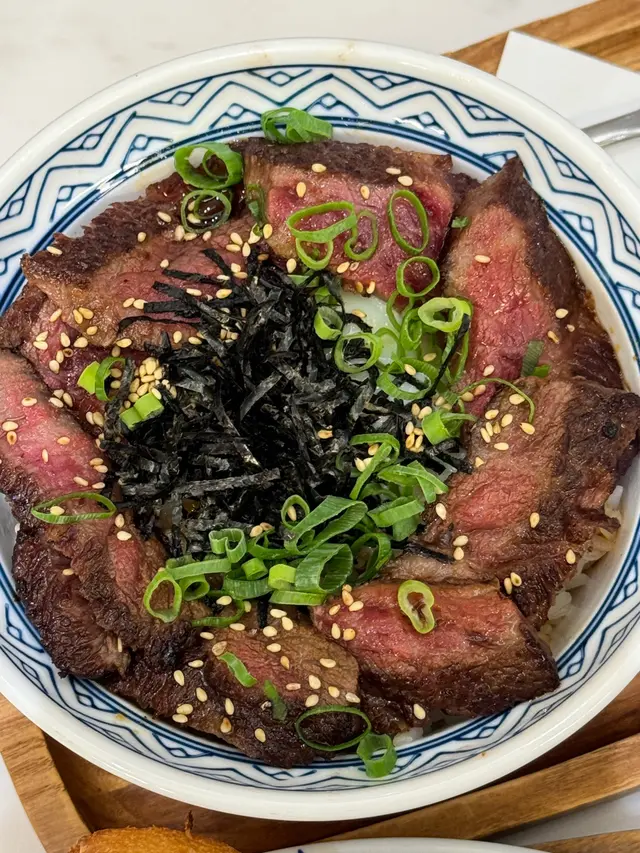 澳洲M5+和牛溫泉蛋飯