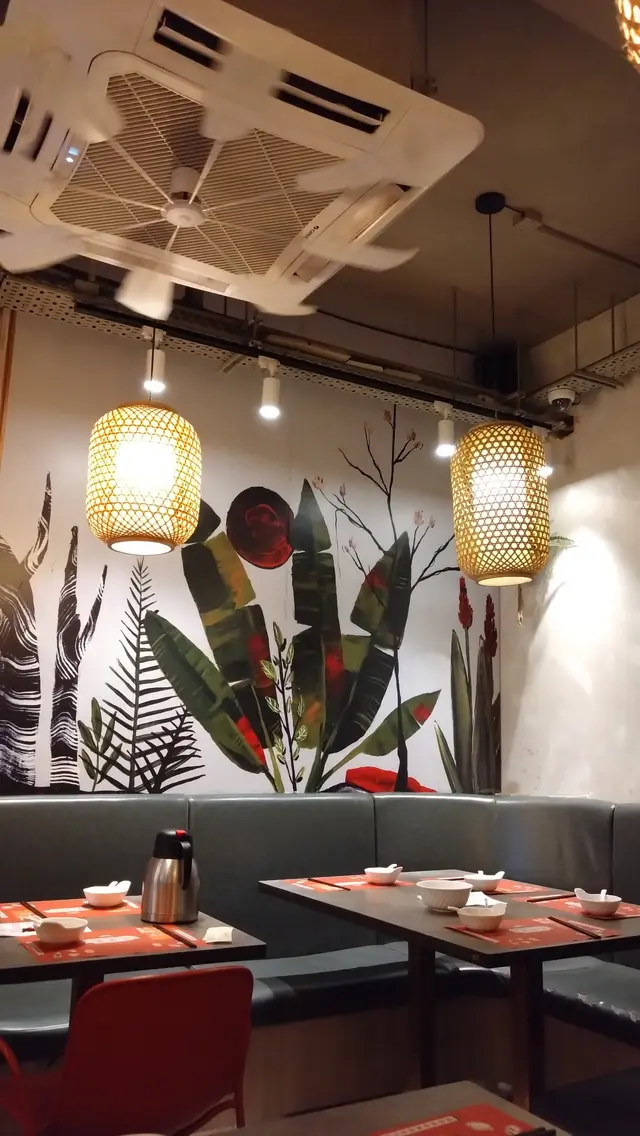 店內裝潢加入中式元素