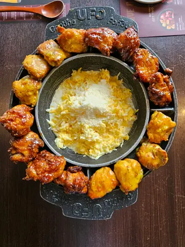 Cheese chicken plater