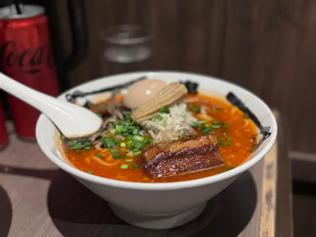 增量叉燒辣麻味噌拉麵