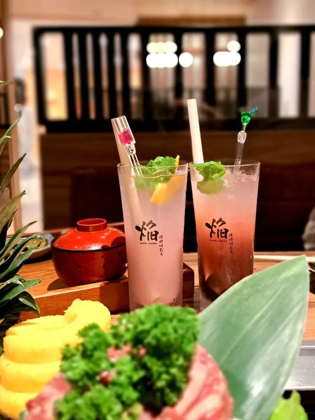  白桃梳打; 巨峰提子乳酸梳打