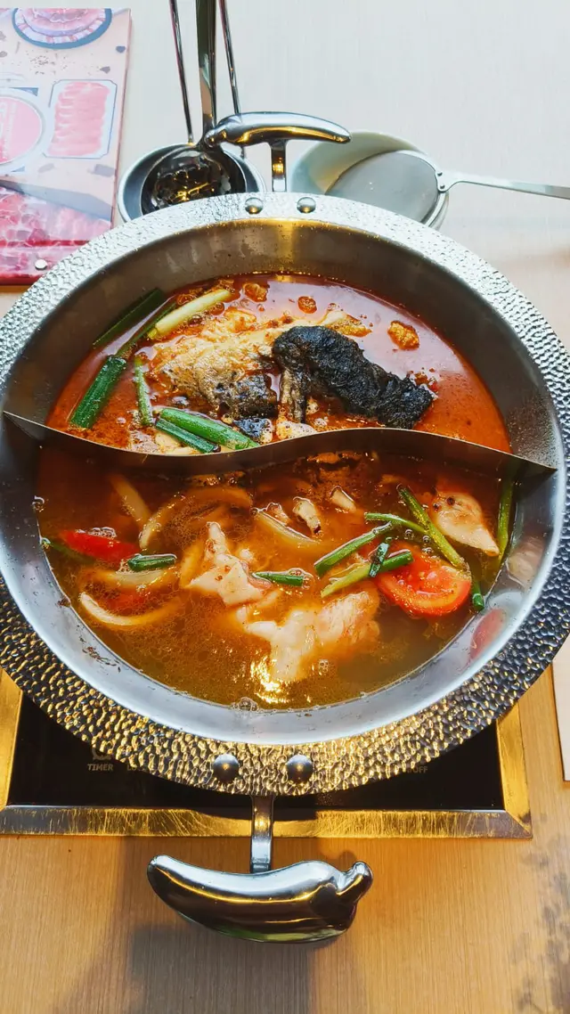 招牌爆炒海味石頭湯