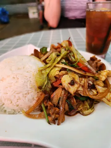 酸菜豉椒鵝腸飯