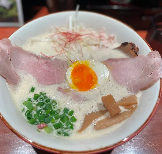 真熬雞白湯拉麵