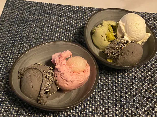 開心果，芝麻，荔枝玫瑰雪糕好正呀～