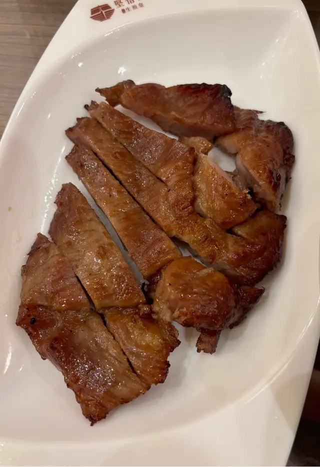 秘製豬扒蔥油拌麵