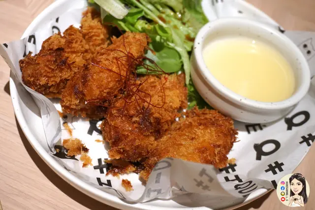 酥炸廣島蠔配檸檬醬